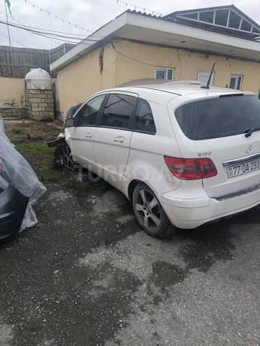 Mercedes B 170 2009, 200,000 km - 1.7 l - Xaçmaz