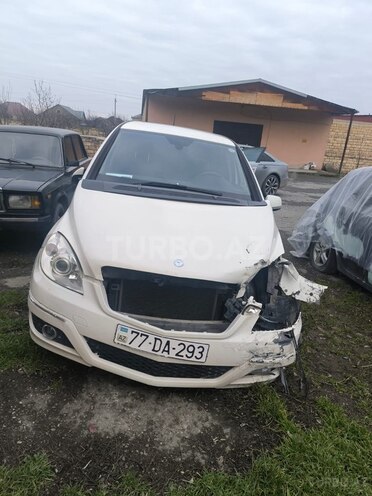 Mercedes B 170 2009, 200,000 km - 1.7 l - Xaçmaz