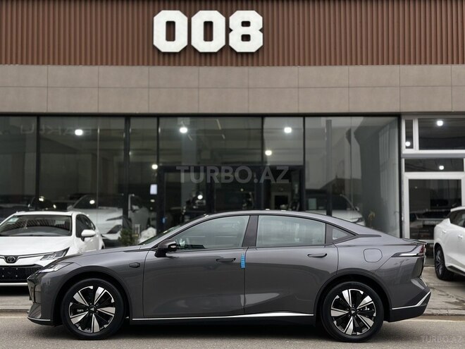 Changan Deepal SL03-8