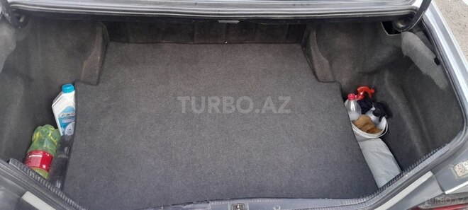Mercedes  1995, 420,000 km - 2.0 l - Qazax