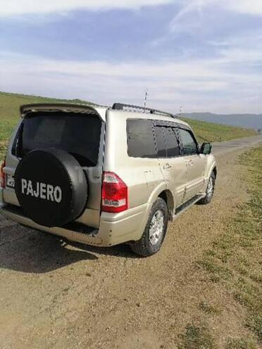 Mitsubishi Pajero 2004, 317,256 km - 3.0 л - Bakı