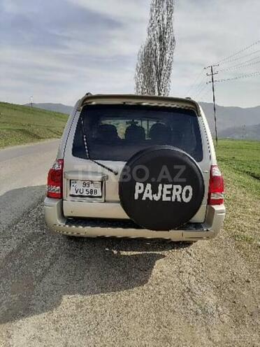 Mitsubishi Pajero 2004, 317,256 km - 3.0 л - Bakı