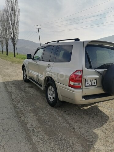 Mitsubishi Pajero 2004, 317,256 km - 3.0 л - Bakı