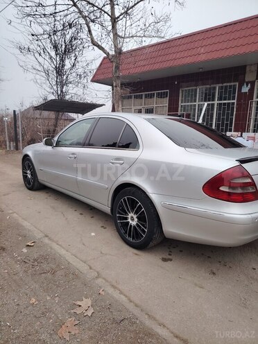Mercedes E 220 2003, 280,000 km - 2.2 l - Tovuz