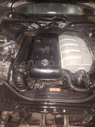 Mercedes E 220 2003, 280,000 km - 2.2 l - Tovuz