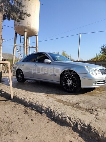 Mercedes E 220 2003, 280,000 km - 2.2 l - Tovuz