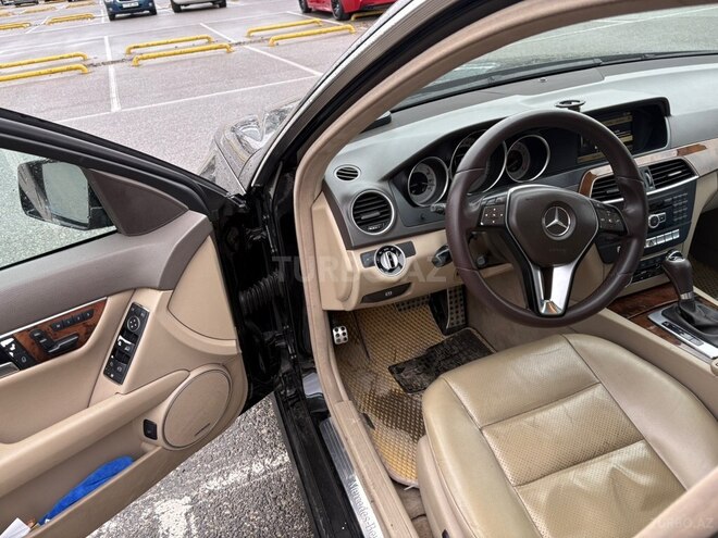 Mercedes C 300 2012, 188,000 km - 3.0 l - Bakı