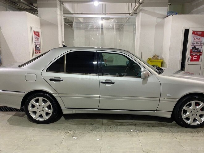 Mercedes C 230 1999, 940,000 km - 2.3 л - Bakı