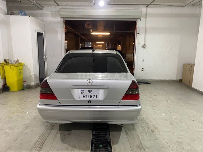 Mercedes C 230 1999, 940,000 km - 2.3 л - Bakı
