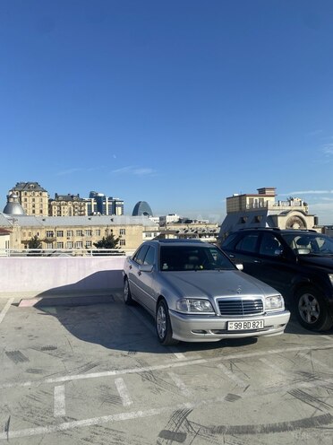 Mercedes C 230 1999, 940,000 km - 2.3 л - Bakı
