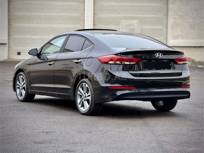 Hyundai Elantra 2016, 111,000 km - 1.6 l - Bakı