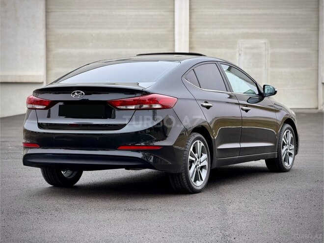 Hyundai Elantra 2016, 111,000 km - 1.6 l - Bakı