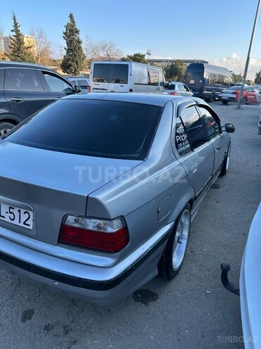 BMW 320 1992, 320,000 km - 2.0 l - Bakı