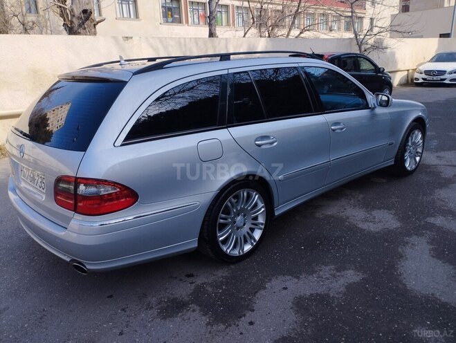 Mercedes E 200-8