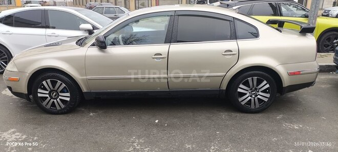 Volkswagen Passat 2003, 401,188 km - 1.8 l - Bakı
