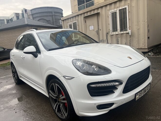 Porsche Cayenne GTS 2014, 145,000 km - 4.8 л - Bakı
