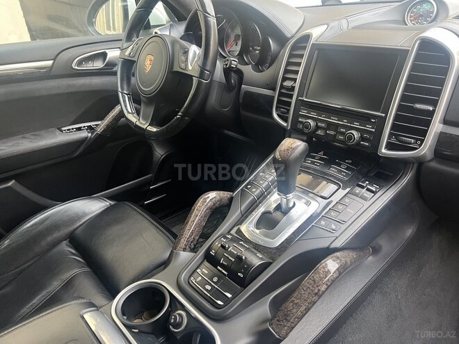 Porsche Cayenne GTS 2014, 145,000 km - 4.8 л - Bakı