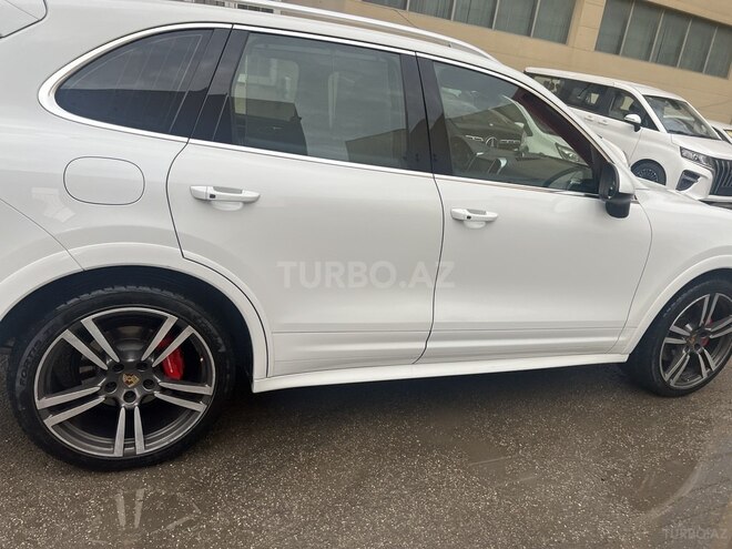 Porsche Cayenne GTS 2014, 145,000 km - 4.8 л - Bakı