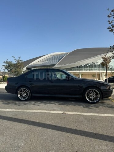 BMW 523-2