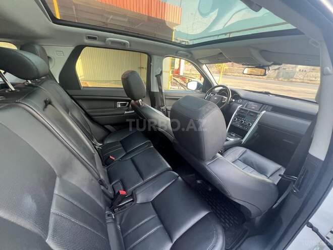 Land Rover Discovery Sport-18