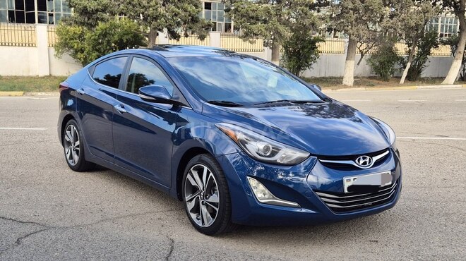 Hyundai Elantra-2