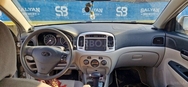 Hyundai Accent 2006, 299,000 km - 1.6 l - Masallı