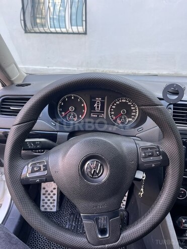 Volkswagen Jetta-7