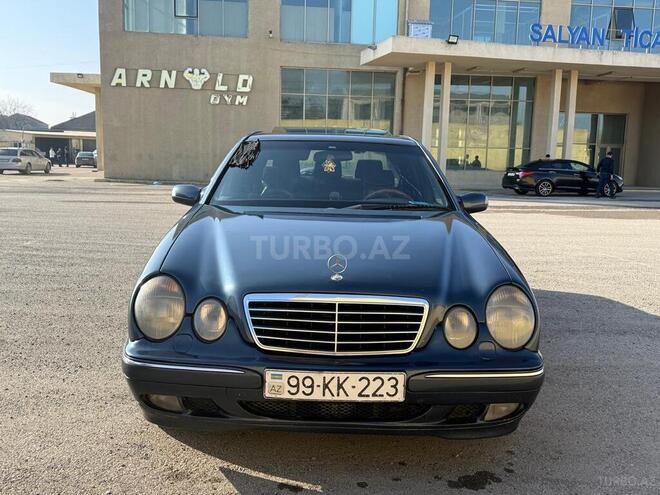 Mercedes E 220 2000, 520,000 km - 2.2 l - Salyan