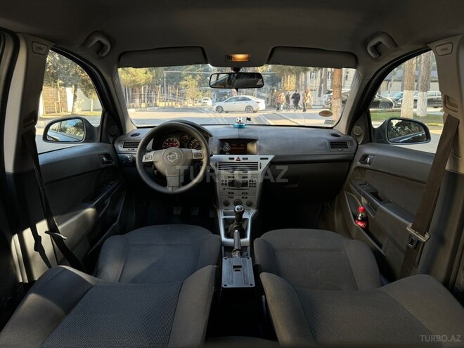 Opel Astra 2009, 254,000 km - 1.4 l - Bakı