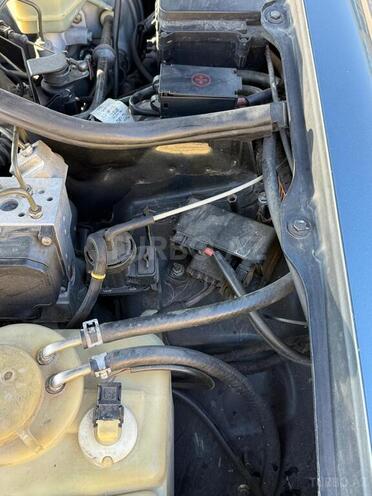 Mercedes E 220 2000, 520,000 km - 2.2 l - Salyan