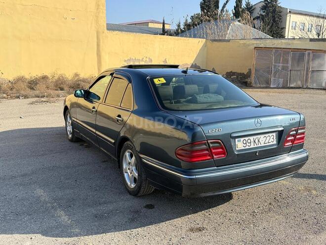 Mercedes E 220 2000, 520,000 km - 2.2 l - Salyan