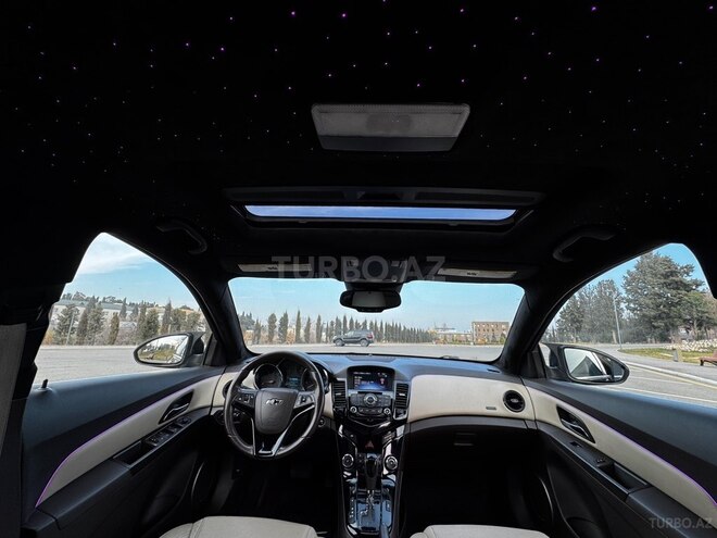 Chevrolet Cruze-16