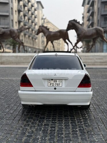 Mercedes C 230 1997, 271,014 km - 2.3 l - Bakı