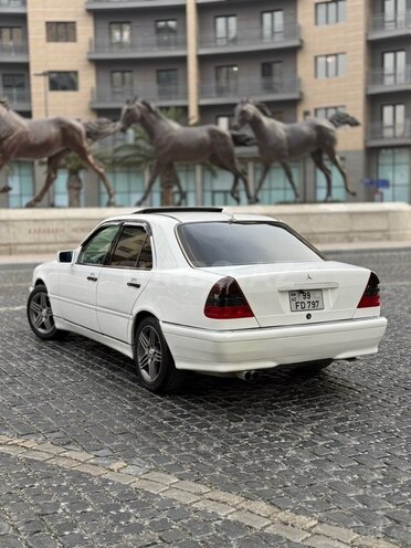 Mercedes C 230 1997, 271,014 km - 2.3 l - Bakı