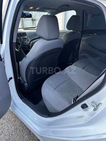 Hyundai Accent 2017, 122,500 km - 1.6 л - Bakı