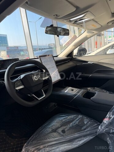 Changan Qiyuan A05-6
