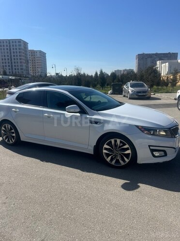 Kia Optima-4