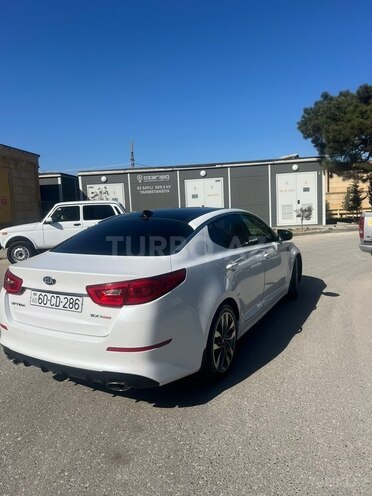 Kia Optima-3