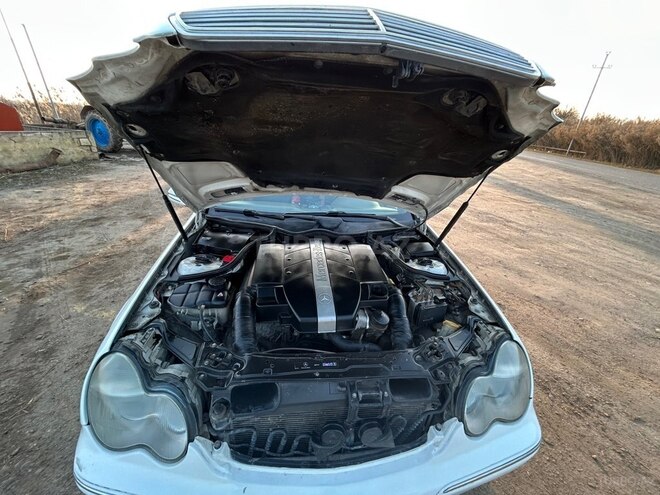 Mercedes  2002, 250,000 km - 2.6 л - Saatlı