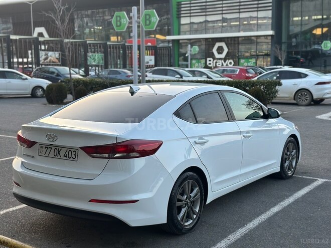 Hyundai Elantra 2018, 83,330 km - 2.0 л - Bakı