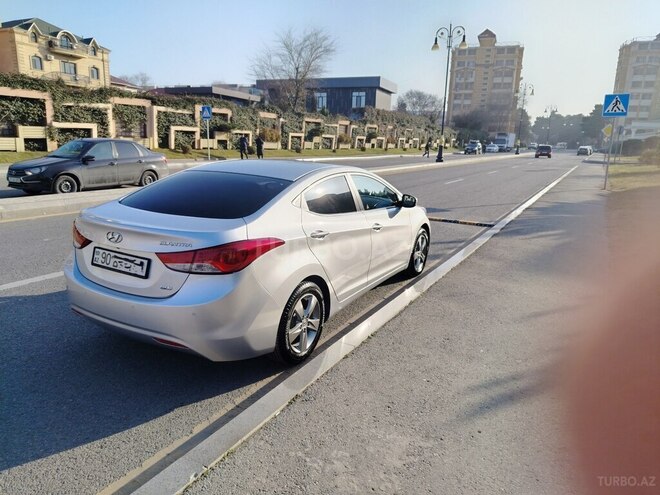 Hyundai Elantra 2011, 129,200 km - 1.8 л - Bakı