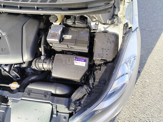 Hyundai Elantra 2011, 129,200 km - 1.8 л - Bakı