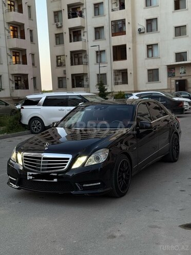 Mercedes E 350 2010, 336,000 km - 3.5 l - Bakı