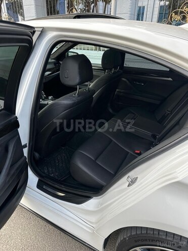 BMW 528 2016, 200,000 km - 2.0 l - Gəncə