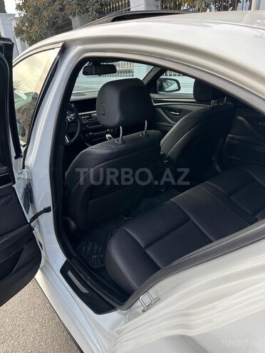 BMW 528 2016, 200,000 km - 2.0 l - Gəncə