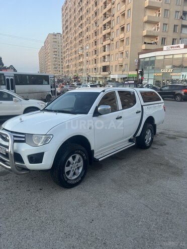 Mitsubishi L200 2014, 346,111 km - 2.5 л - Sumqayıt