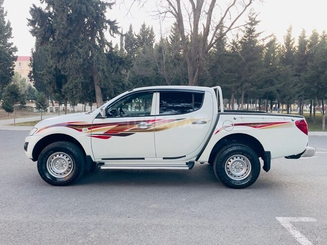 Mitsubishi L200 2013, 195,000 km - 2.5 l - Xırdalan