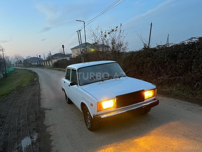 LADA (VAZ) 2107 2004, 10,000 km - 1.6 л - Masallı