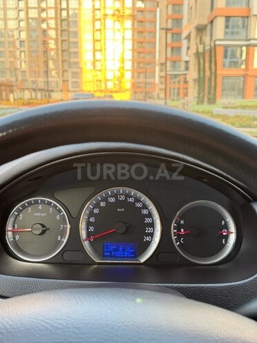 Hyundai Sonata-2