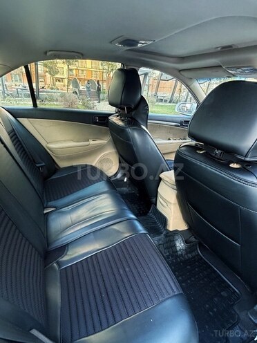Hyundai Sonata-11